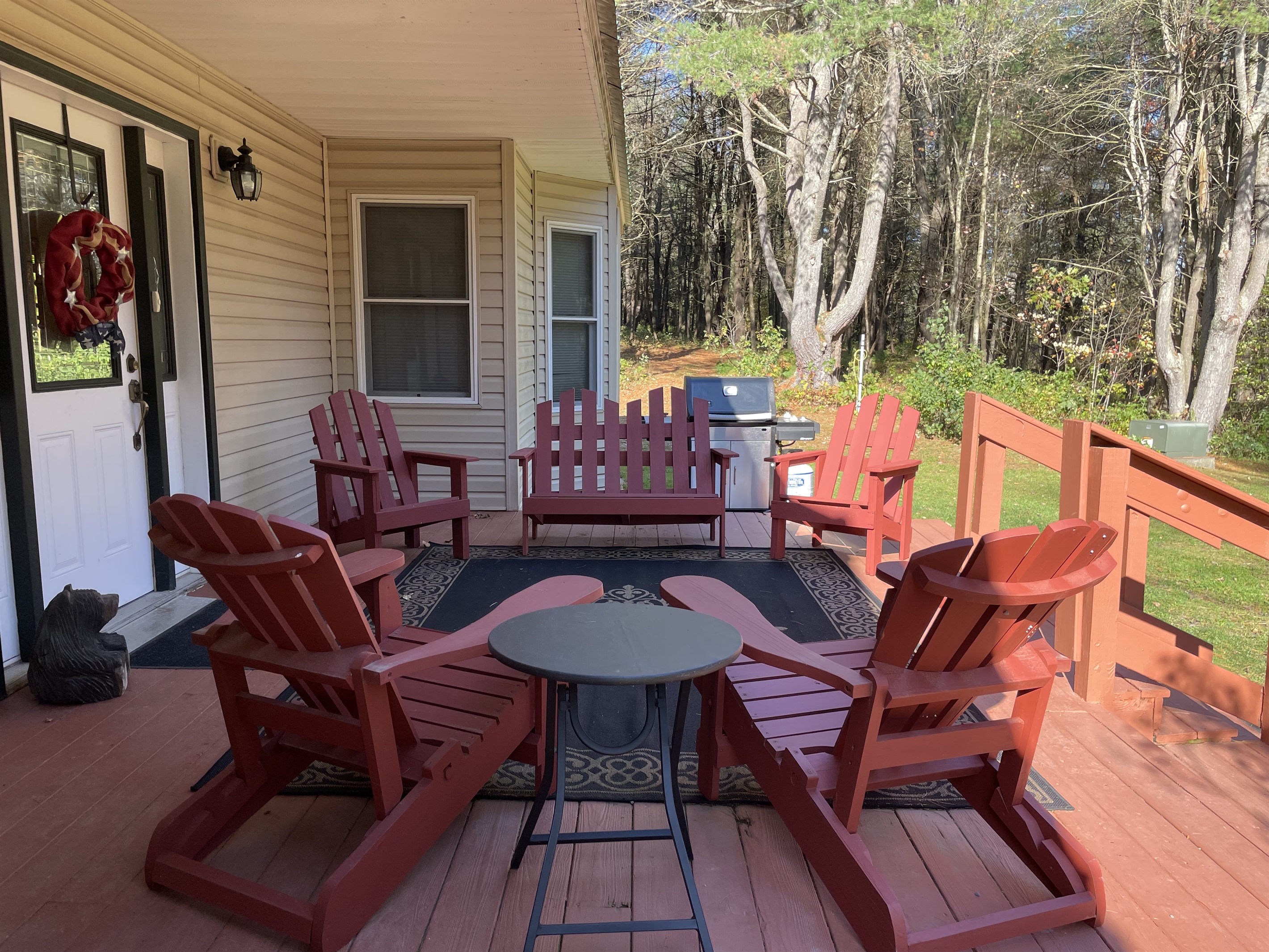 Front deck and gas grill