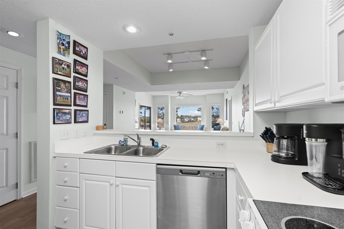Full Kitchen
