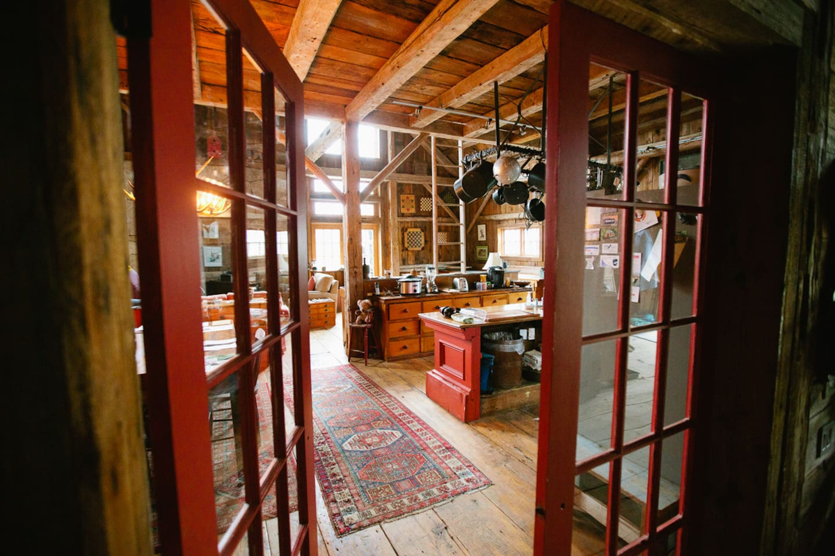 Looking into kitchen and living area.