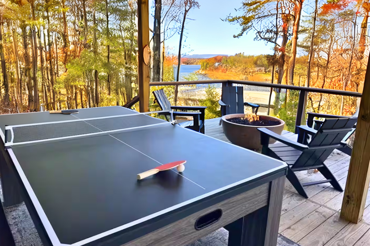 Enjoy a game of ping pong while taking in the stunning views. This convertible table makes outdoor fun even better!