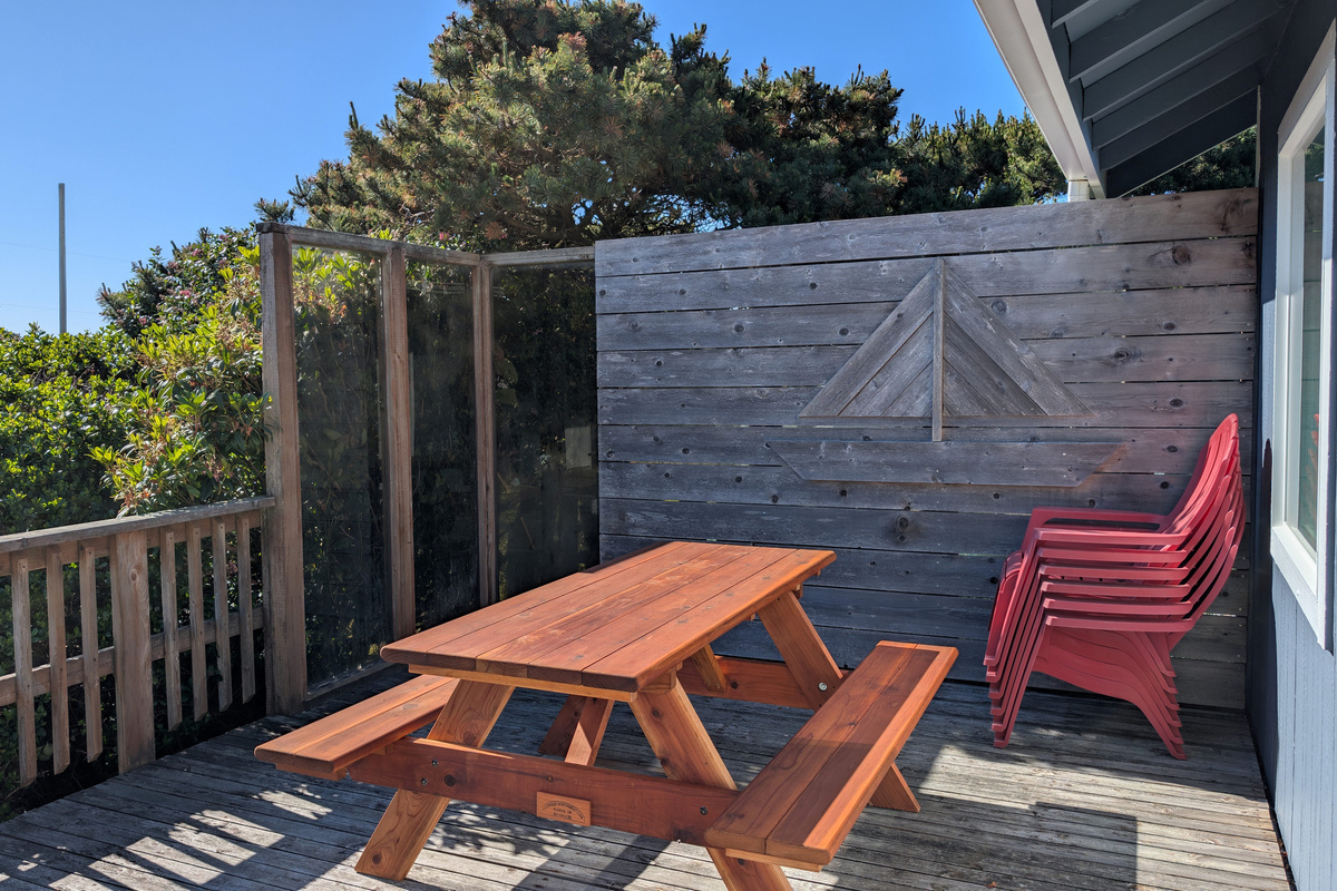 wind protected deck