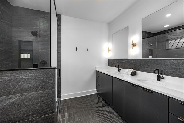 Modern, clean.  This bathroom suite continues the theme from the bedroom.