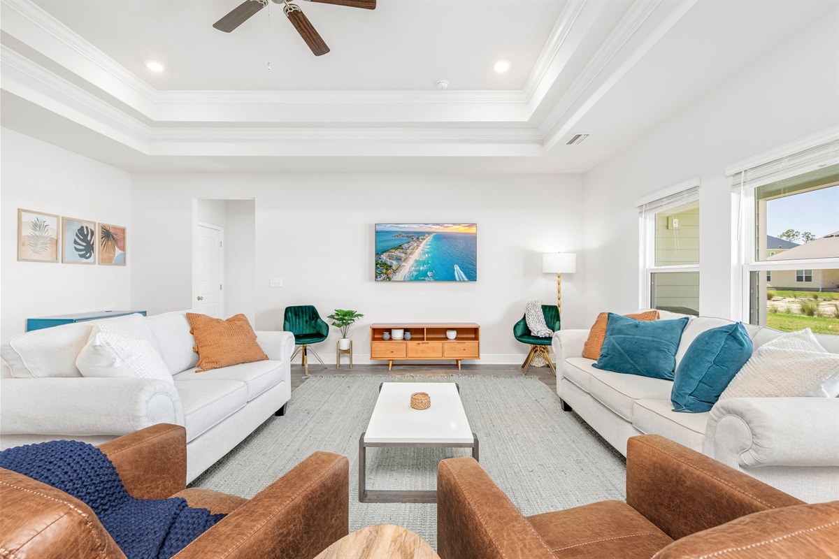 Well designed comfortable living space|desk for remote work