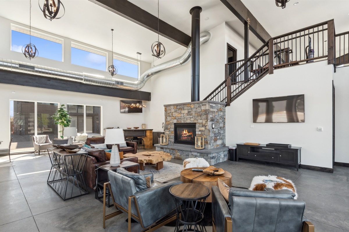 Community area in The Quarry Clubhouse open year round5 am-11 pm