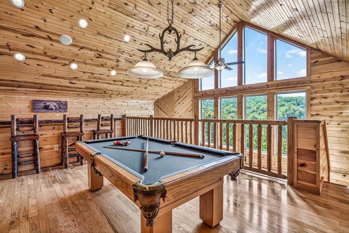 Views of the Smoky Mountain National Park and Mt. LeConte from top top level. Two sets of stairs are required to access the third and top level 