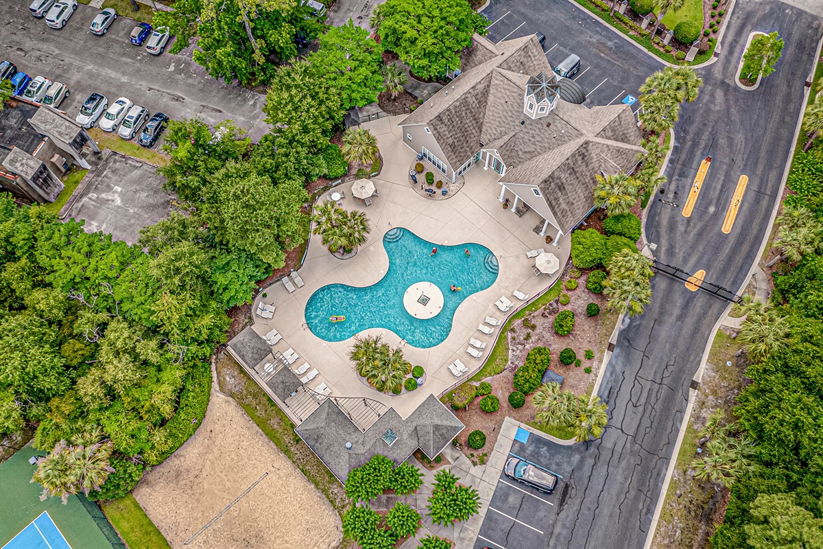 Large Outdoor Pool