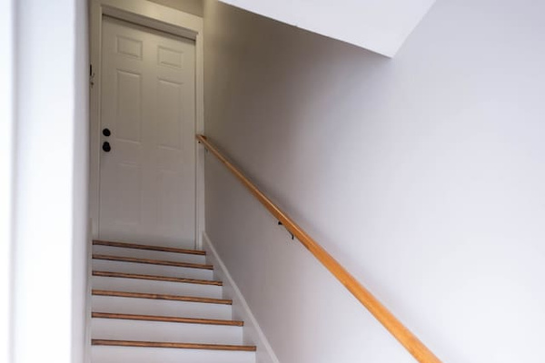 stair to the apartment !