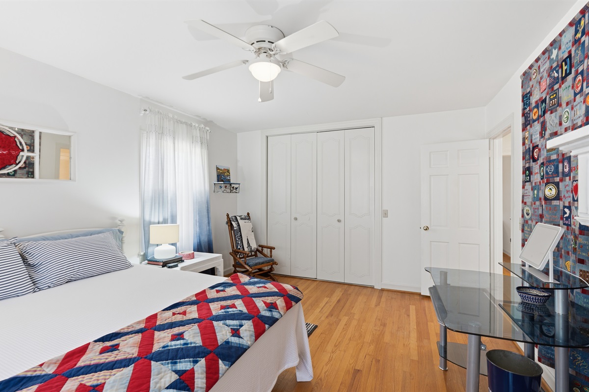 Comfortable queen bedroom with a spacious closet