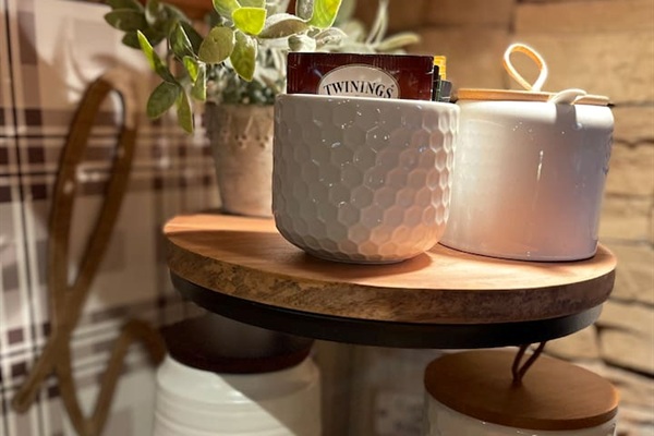 Nice coffee station with all you need for a lovely cup of Java, tea or hot chocolate. 