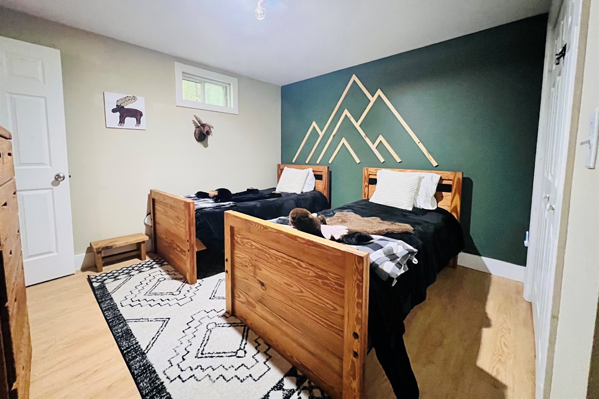 Twin Beds - Lower Level