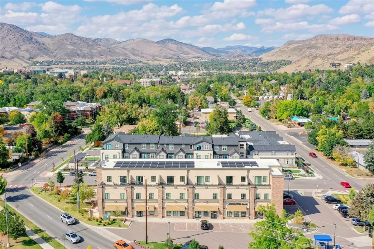 Look at this Scenery! 3 min drive north is the Downtown Golden Area, and endless playground of things to do! Did I mention it's walking distance to Bonfire Burritos and Natural Grocers?