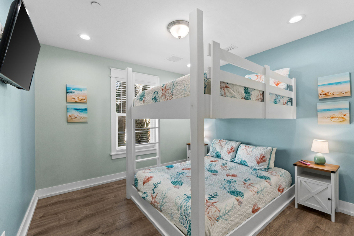 1st floor bunks