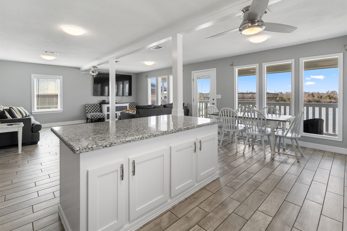 Main Kitchen (upstairs)