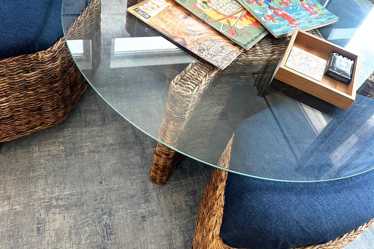 Introducing extra seating! This is the coolest coffee table around. 