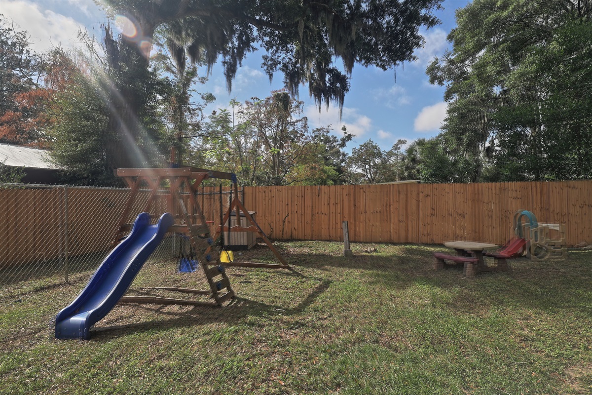 childrens play area fully fenced