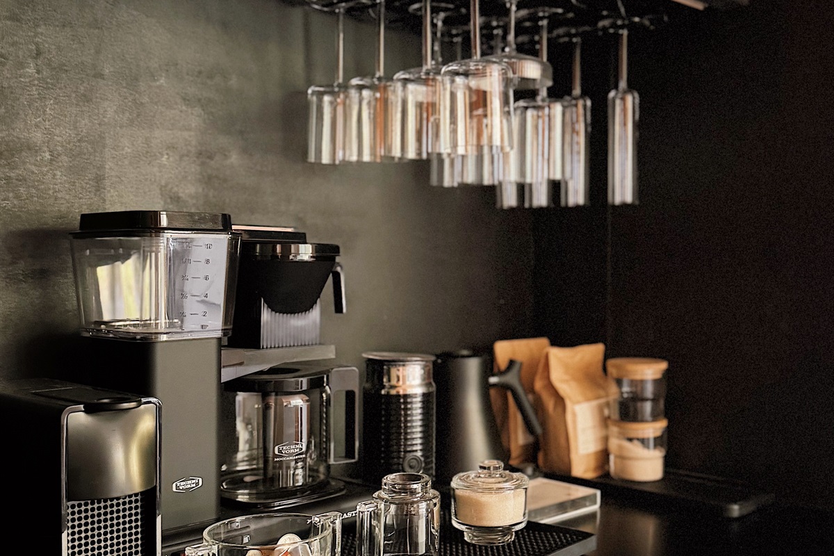 Coffee station with Moccamaster and Nespresso Original.