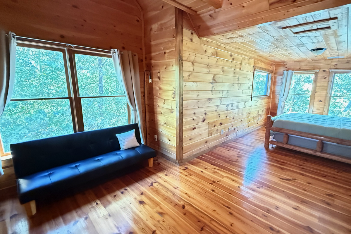 Sitting Area Leading to Private En-Suite Bathroom