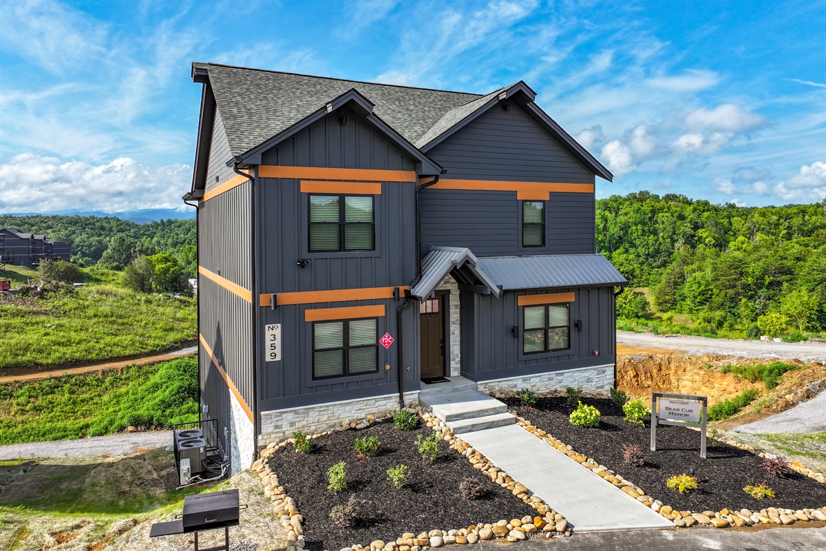 Enjoy the views from the top of the exclusive Smith Creek Reserve community.