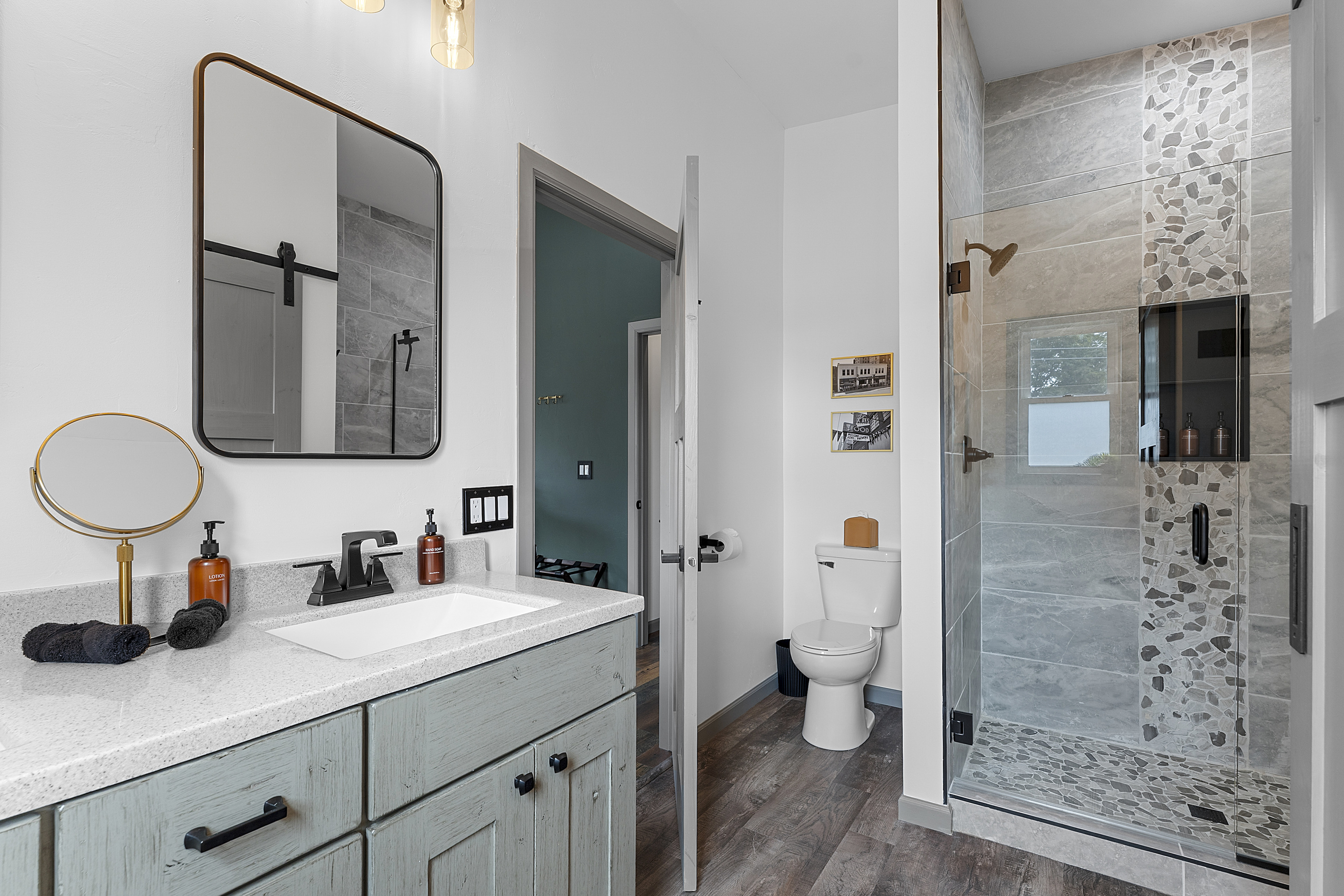 Ensuite