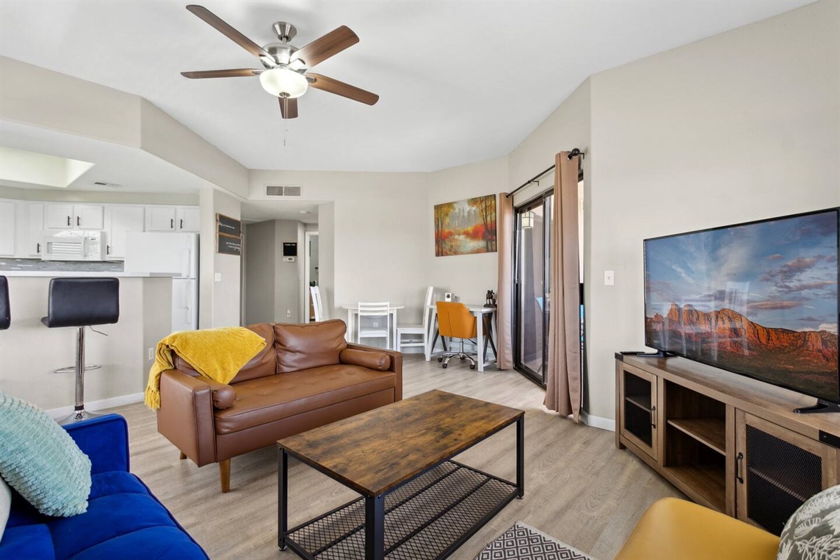 Desert Gem; 1BR Condo Near Stadium & Westgate — Desert Gem; 1BR Condo Near Stadium & Westgate, Phoenix, Arizona — photo 12