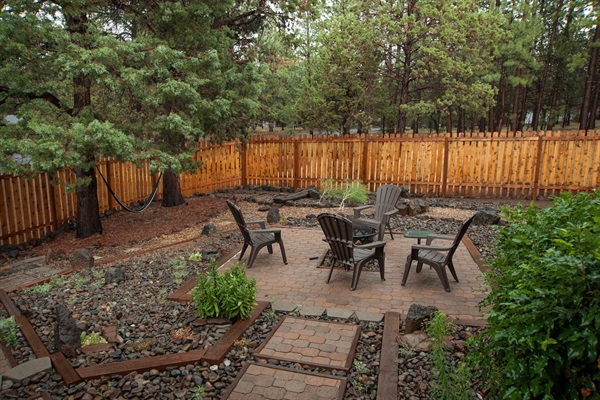 Outdoor fire pit in enclosed yard