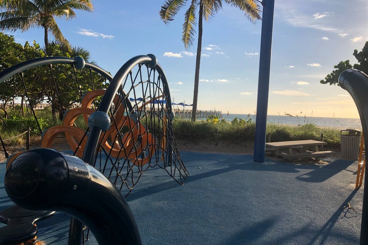 Children’s Park and Playground on Pompano Beach