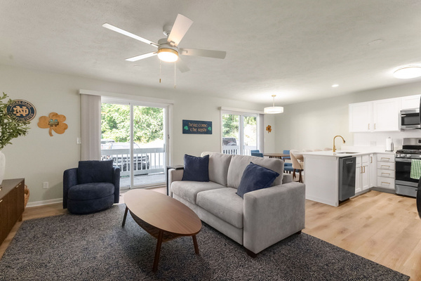 The Irish Landing | 2BR/2BA | Private Balcony, photo 4