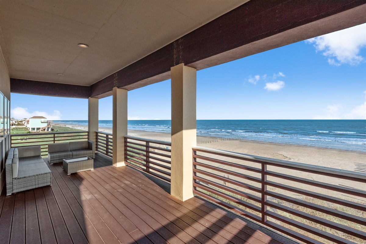 c7781fbbbf684d0cbf199a9dc74ceef6 Large | Beachhouse | Texas | TX | Vacation Homes | Galveston | Crystal Beach | Kokomo | Breezy Days | Beachfront Elegance | Sunrise Serenity | Southern Sands Property Management, LLC