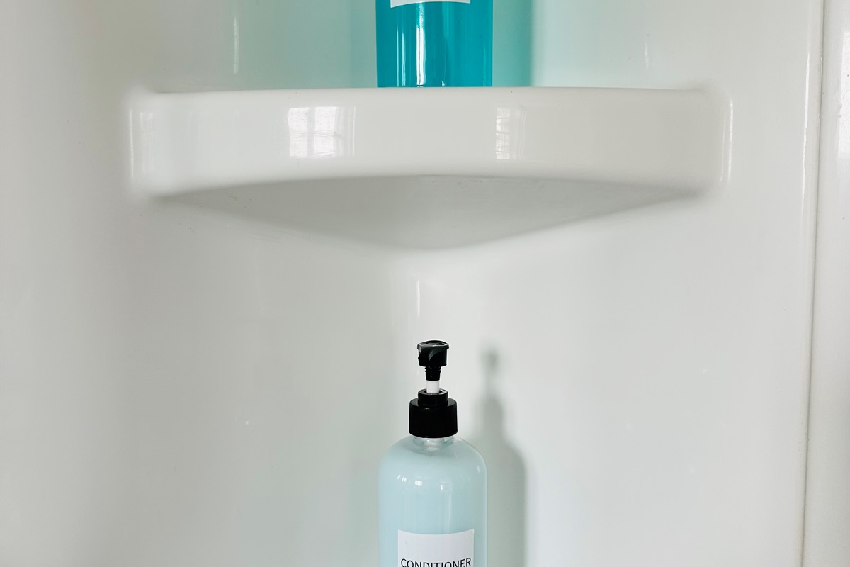 Audrey bathroom