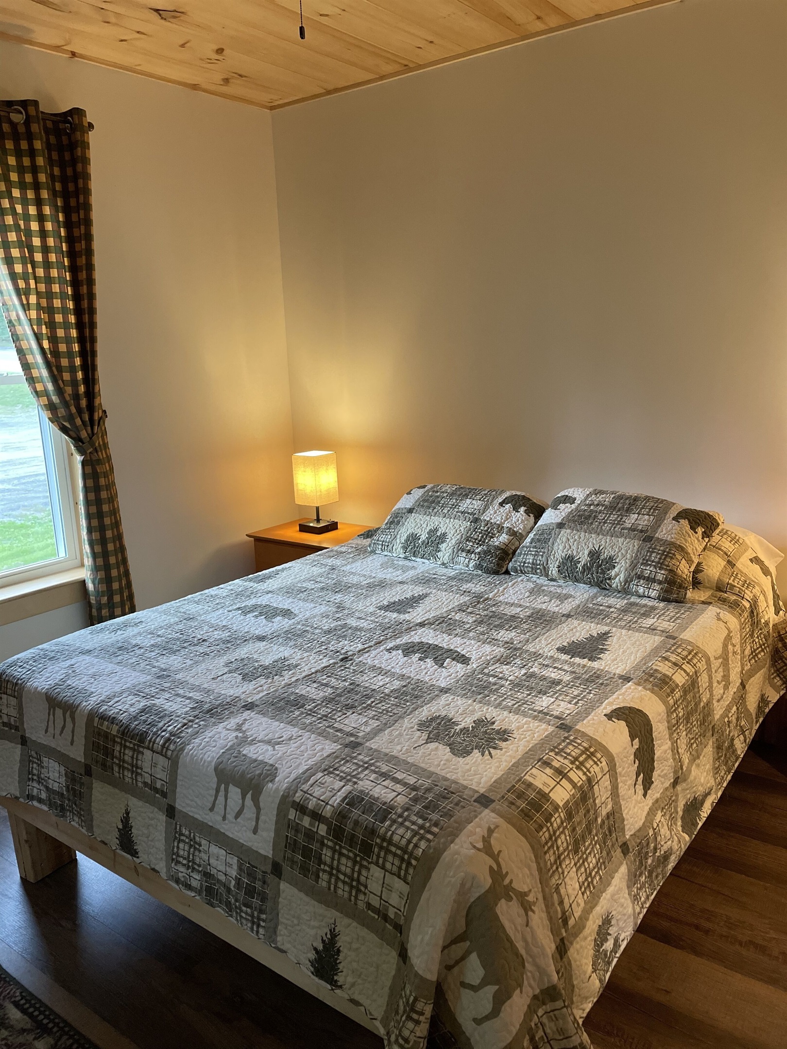 Downstairs bedroom with Queen bed
