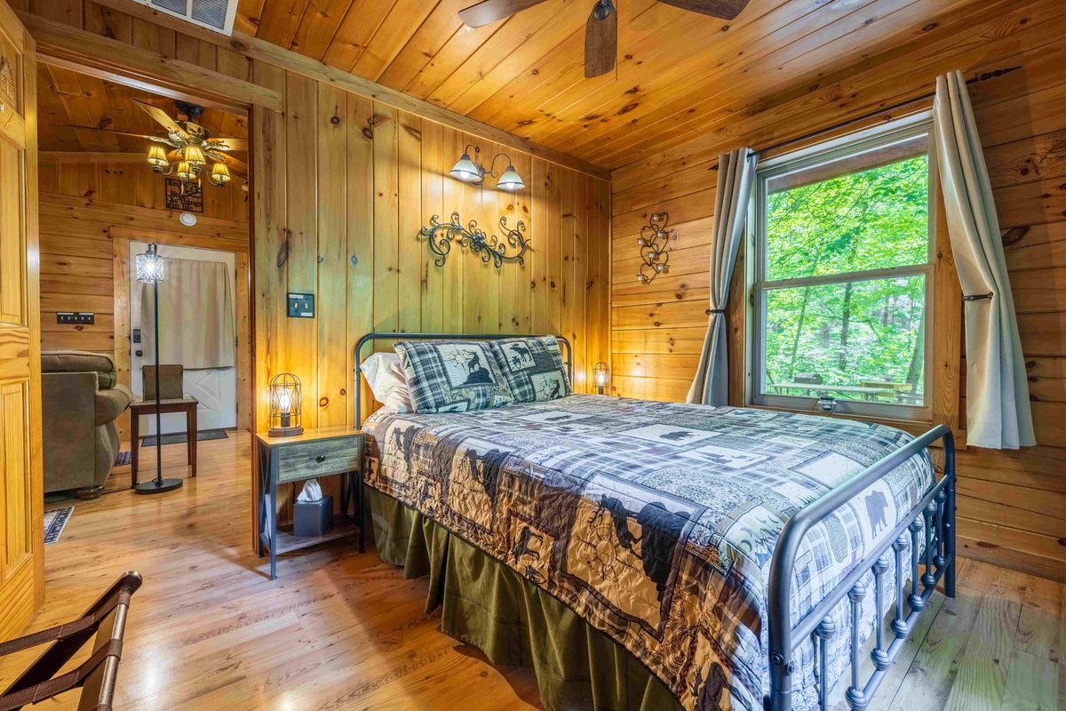 Get a good night's rest on the queen size bed.