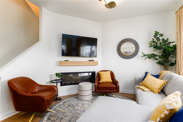 Rear Living Room