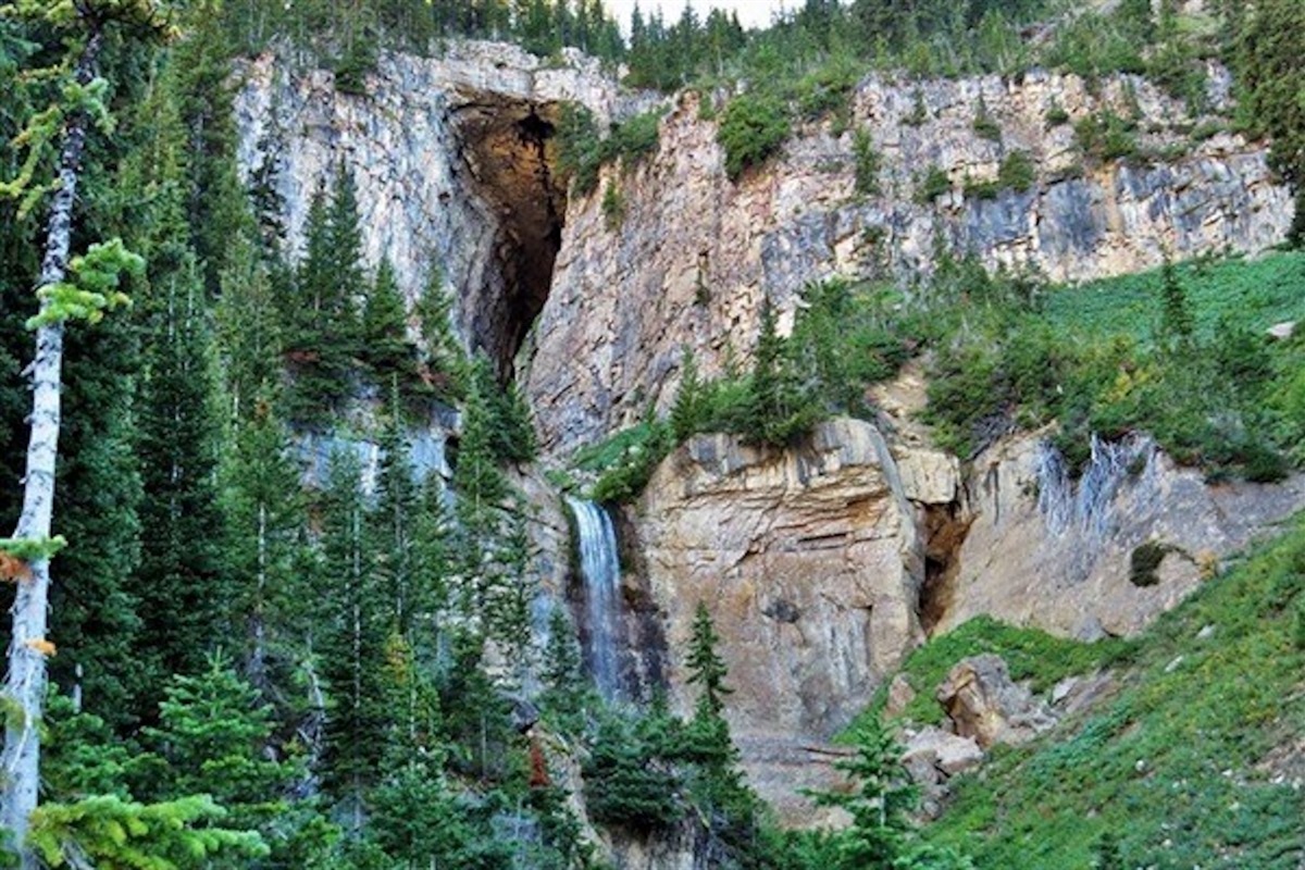 Darby Wind Cave