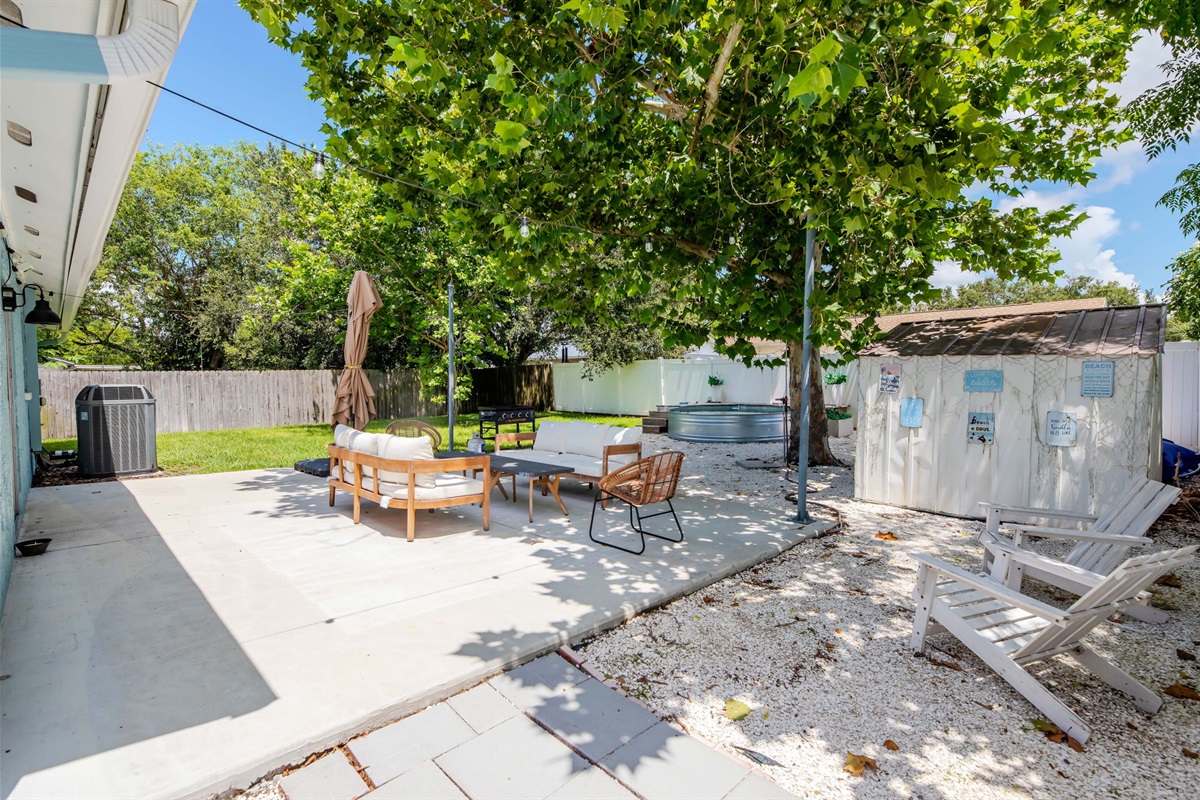 Outdoor seating for everyone!