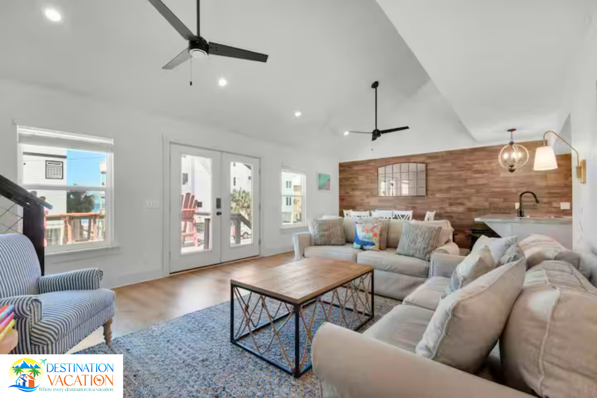 Gather together in this stylish, welcoming beach retreat.