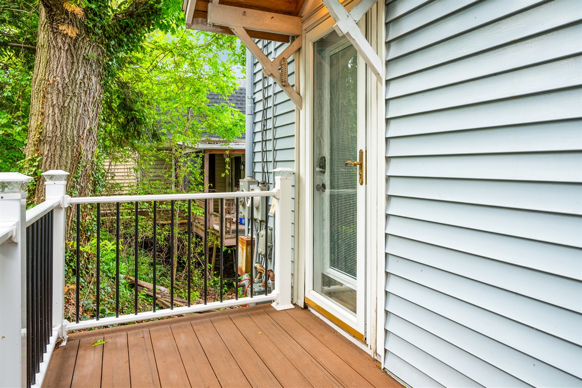 Step out onto your private deck surrounded by trees—perfect for morning coffee or evening relaxation 🌳☕🍃