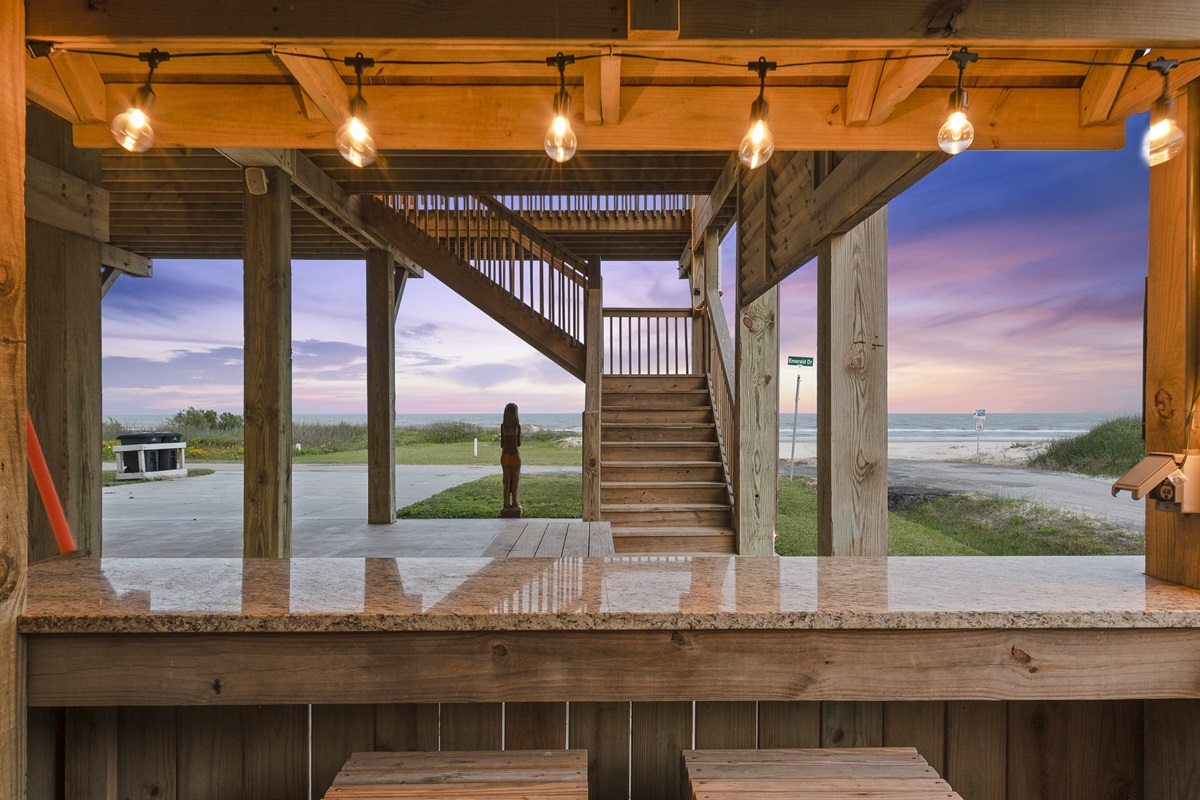 c7d38e414f454811abd148236ee67952 Large | Beachhouse | Texas | TX | Vacation Homes | Galveston | Crystal Beach | Kokomo | Breezy Days | Beachfront Elegance | Sunrise Serenity | Southern Sands Property Management, LLC