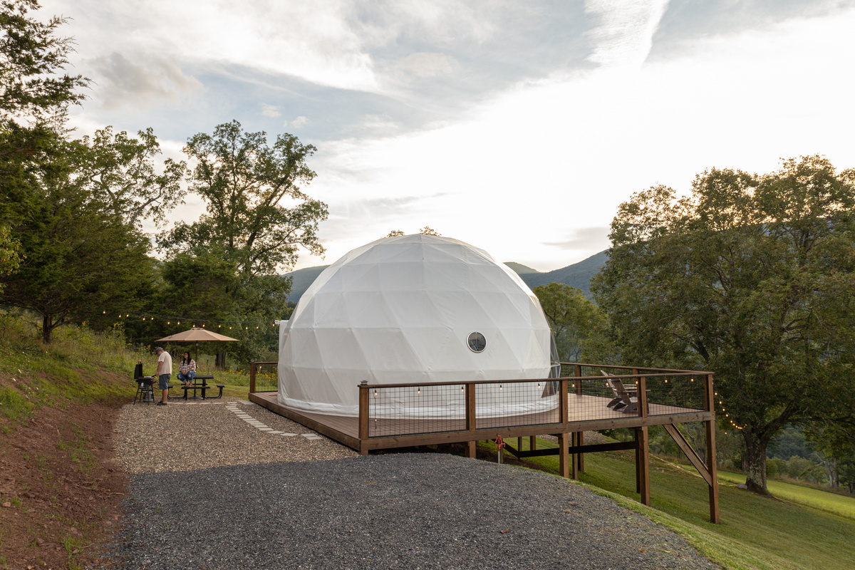 setting of the dome
