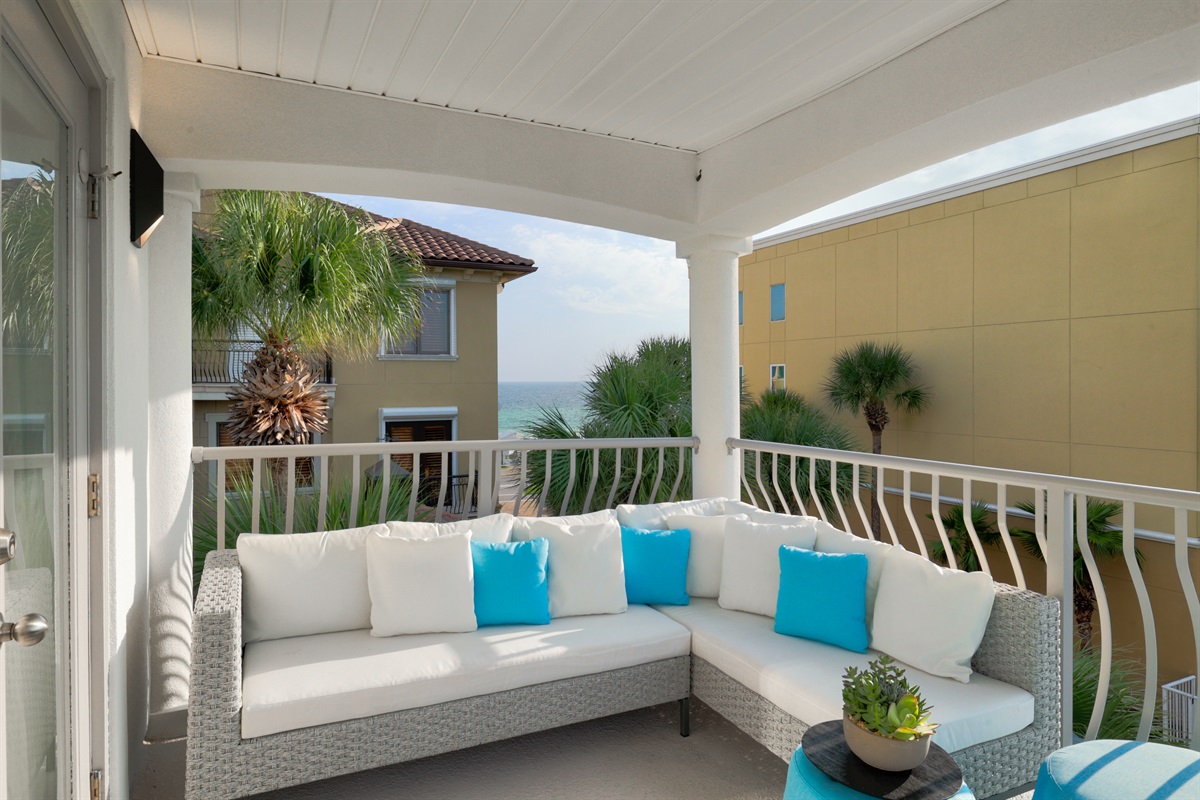 Spacious 3rd Floor Balcony with Partial Gulf Views, Comfortable Seating - Perfect for soaking in the sights and sounds of the Gulf of Mexico!