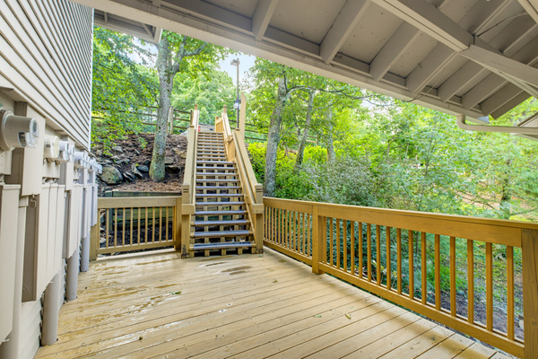 Please note: The Haven is accessed by stairs from the parking area; there is no elevator.