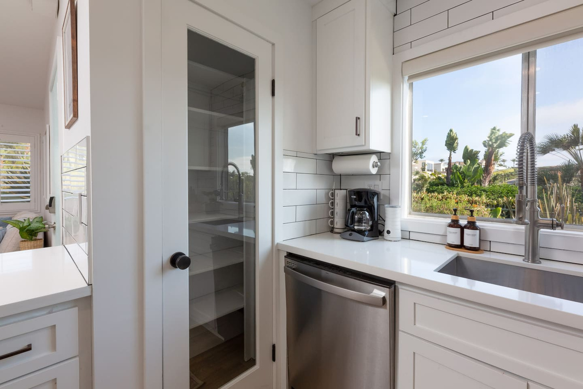 kitchen pantry
