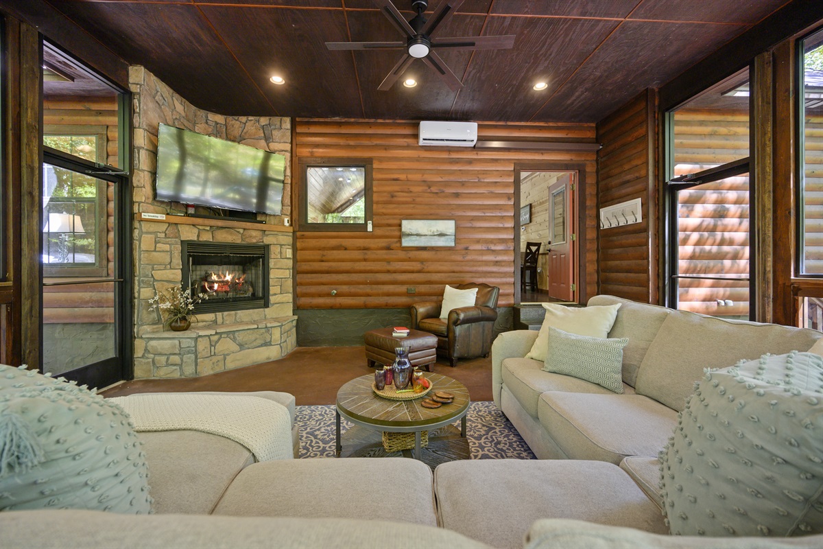 Sun room is complete with 2 turbo ceiling fans and it's own unit for those summer days.