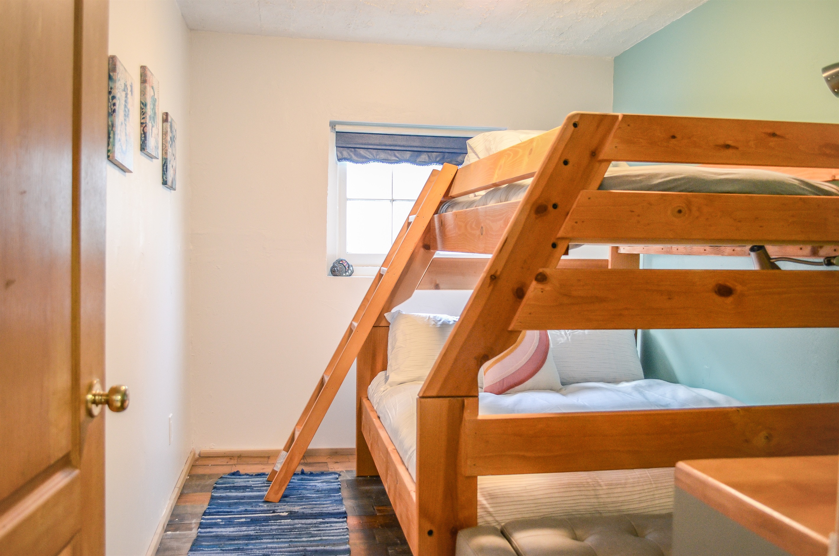 Bunk with Full and Twin mattresses