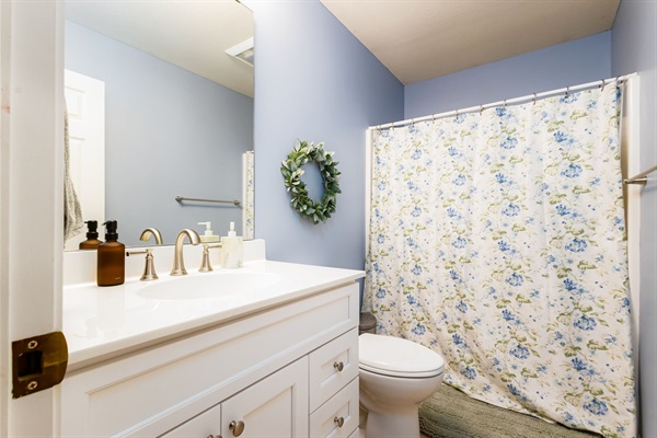 Upstairs Bathroom