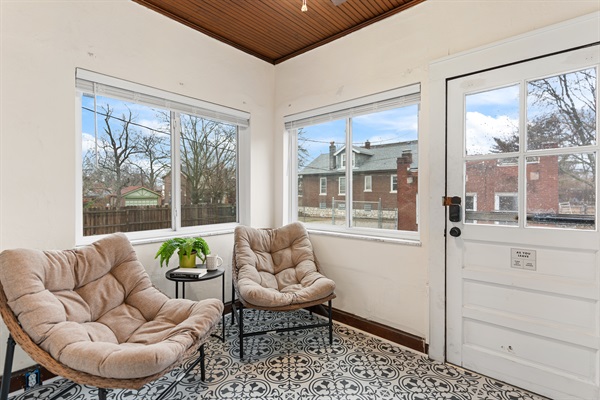Sunroom off kitchen