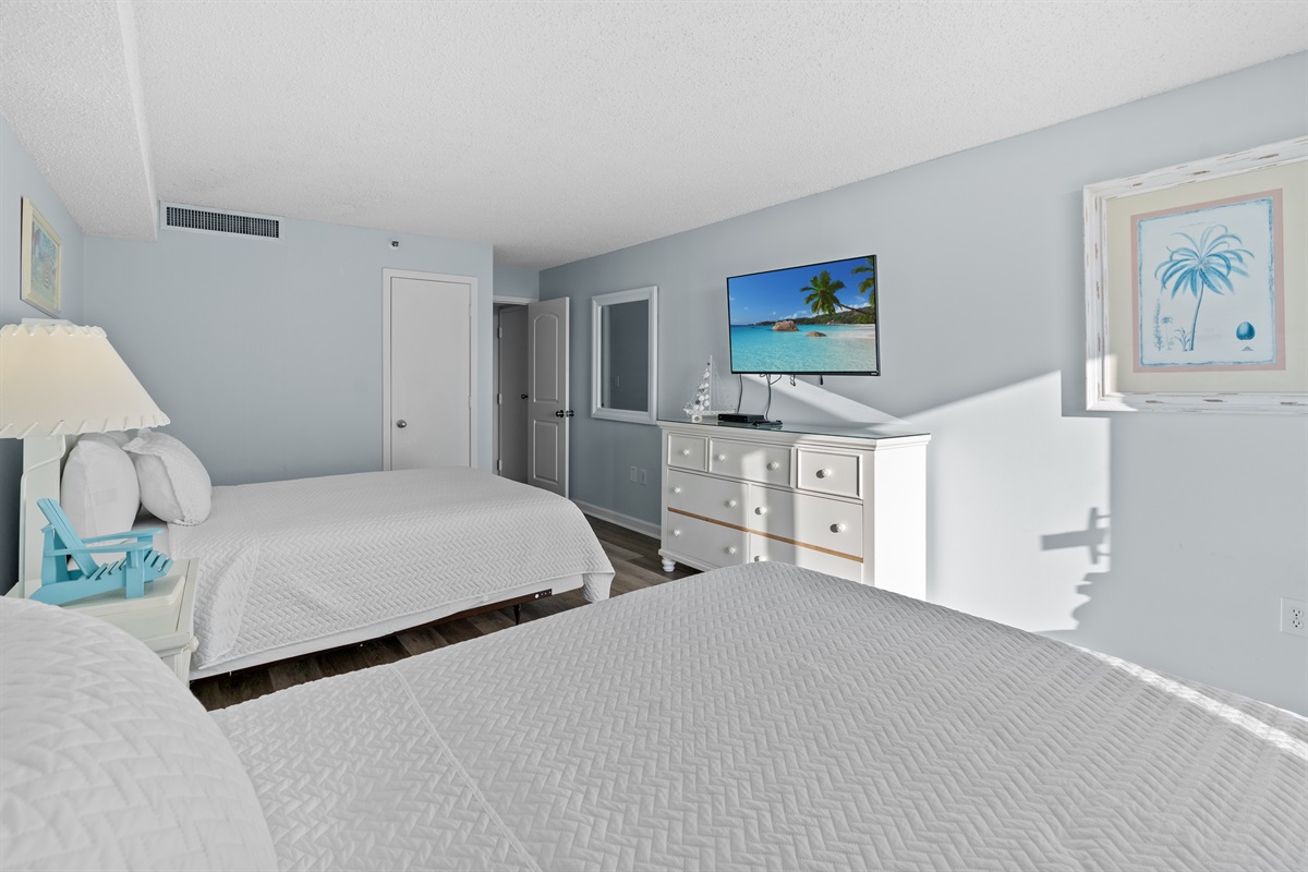 2nd Bedroom with 2 queens and balcony access