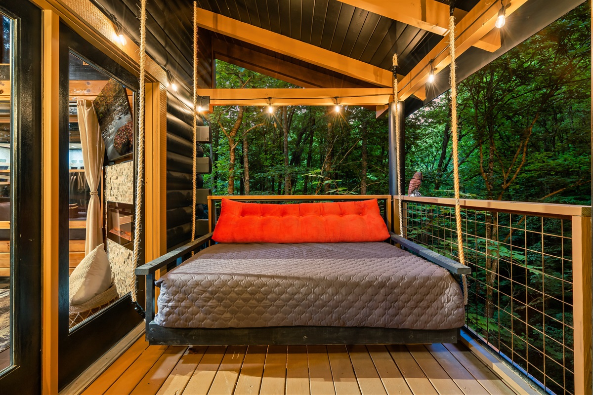 Relax and unwind with the Oversized Bed on the Deck