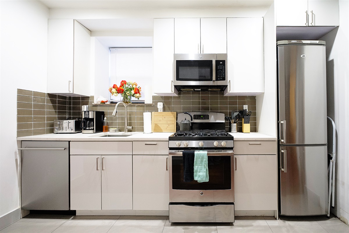 Full Kitchen