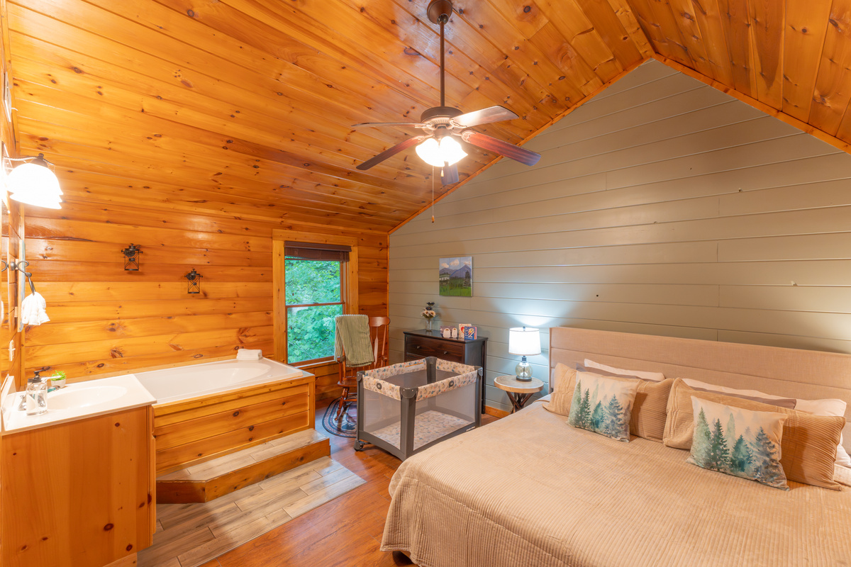There is even ample room for your little one to sleep.