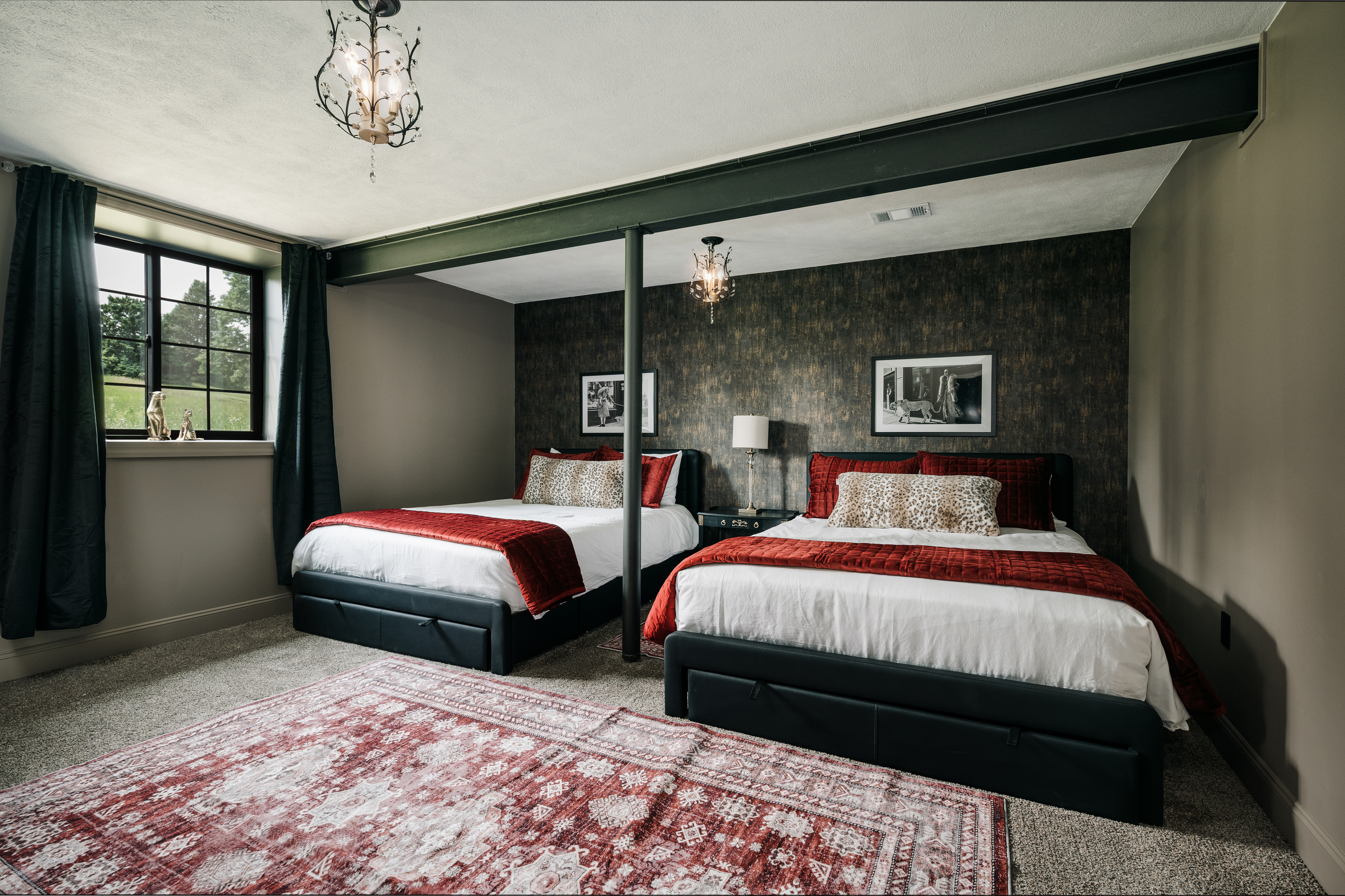2 Queen Beds In Basement